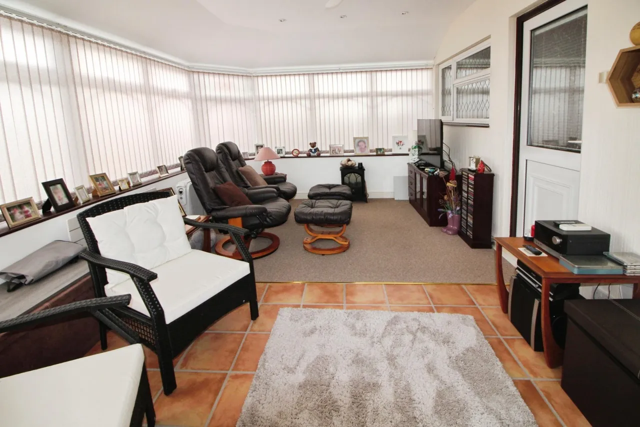 Speedwell Crescent, Scunthorpe, DN15, photo 3