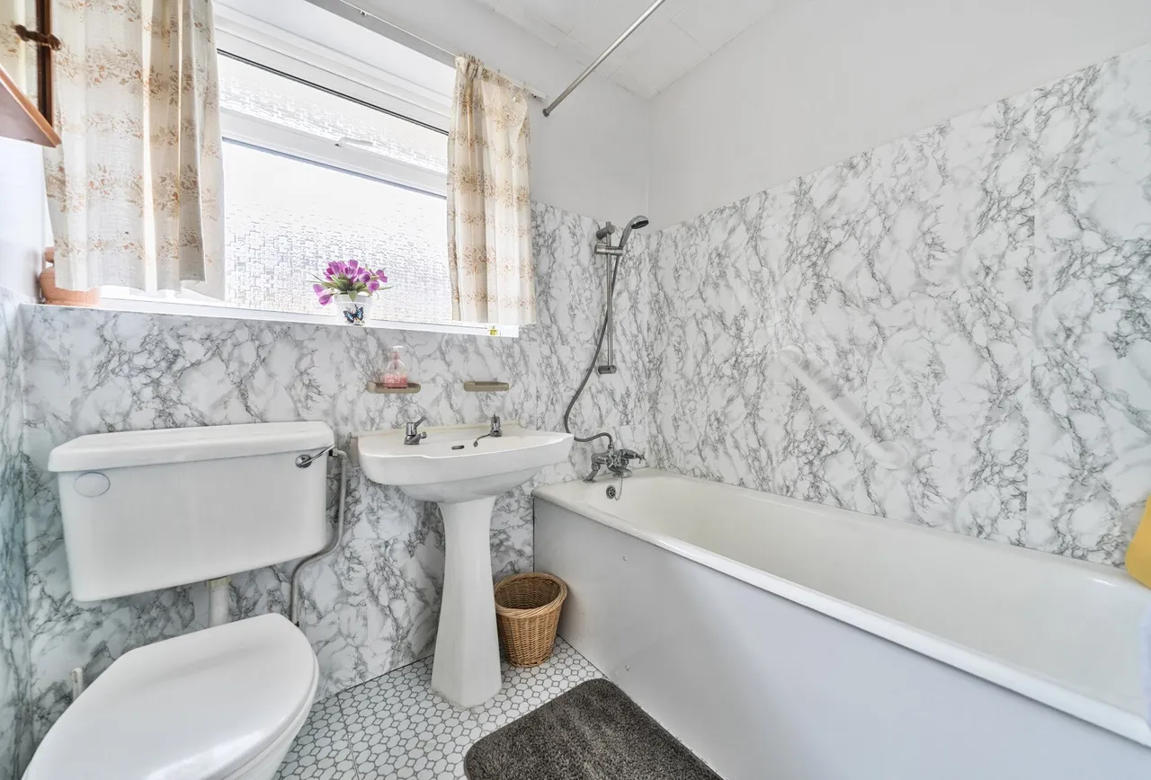 Ellendene Drive, Gloucestershire, Pamington, GL20 8LU, photo 6