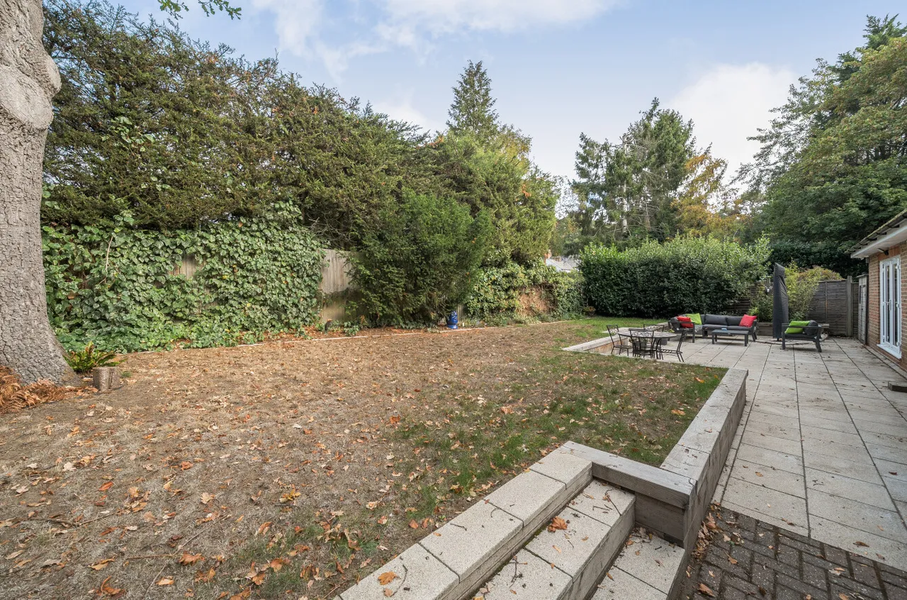 London Road, Camberley, GU15, photo 10
