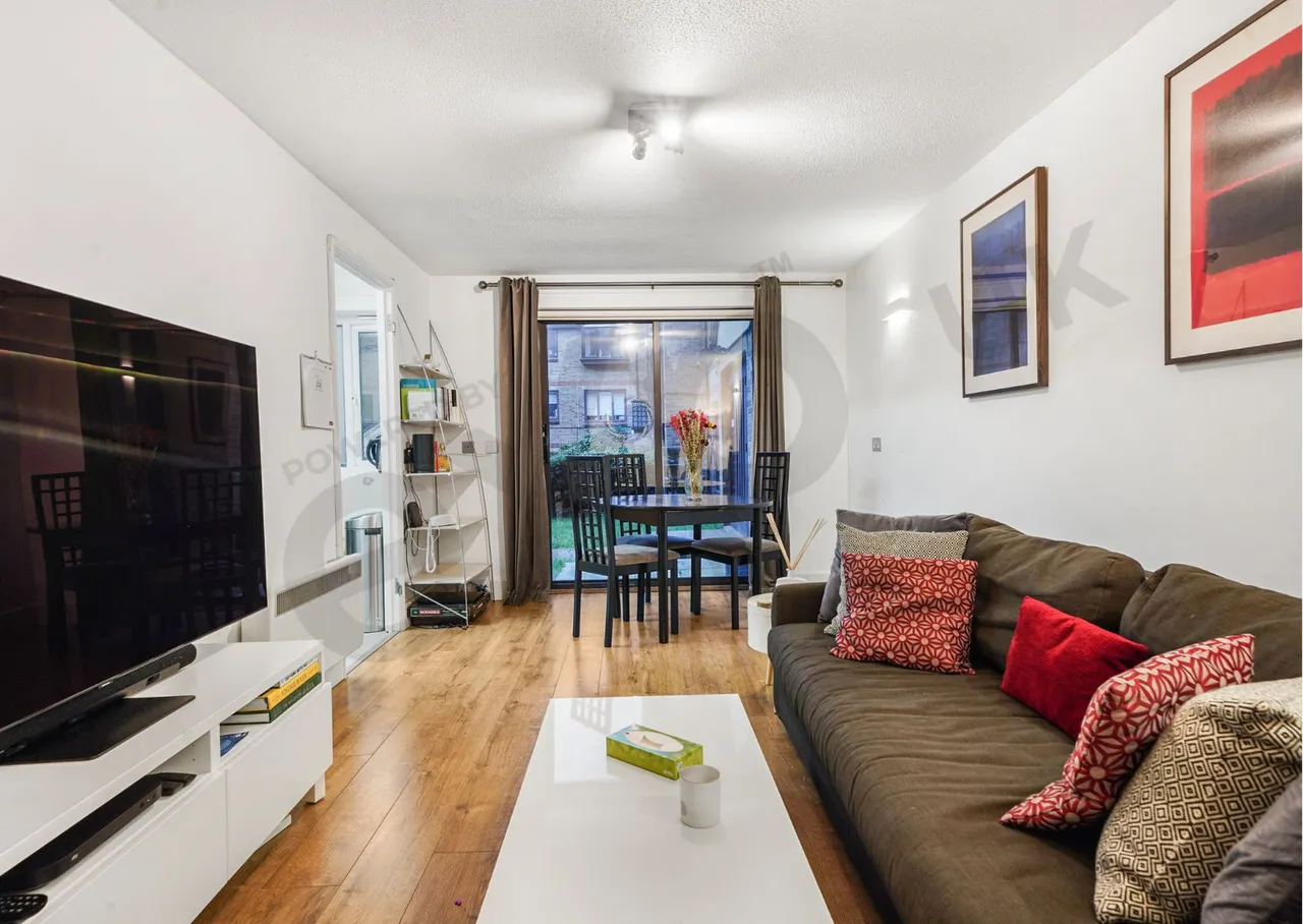 Deanery Close, East Finchley, London N2, photo 4