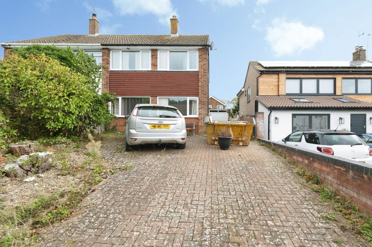 3 bed house for sale, Spring Lane, Great Horwood, MK17