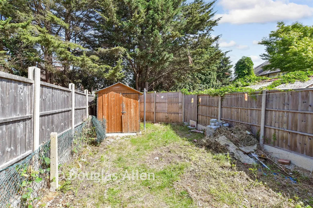 Woodward Road, Dagenham, RM9, photo 5