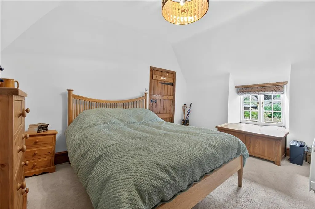 Main Street, Middleton, LE16, photo 17