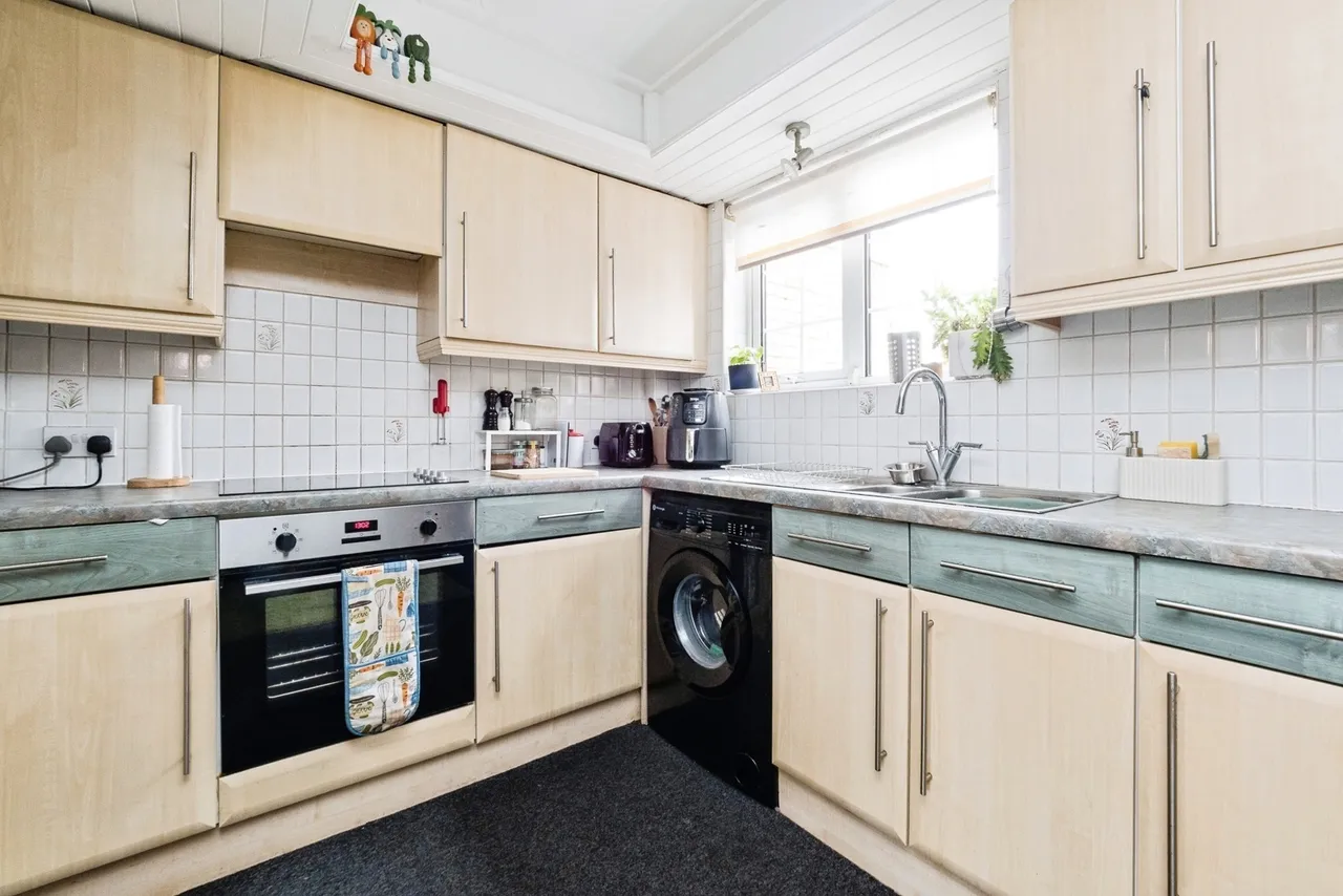 Nelson Road, Rainham, RM13, photo 7