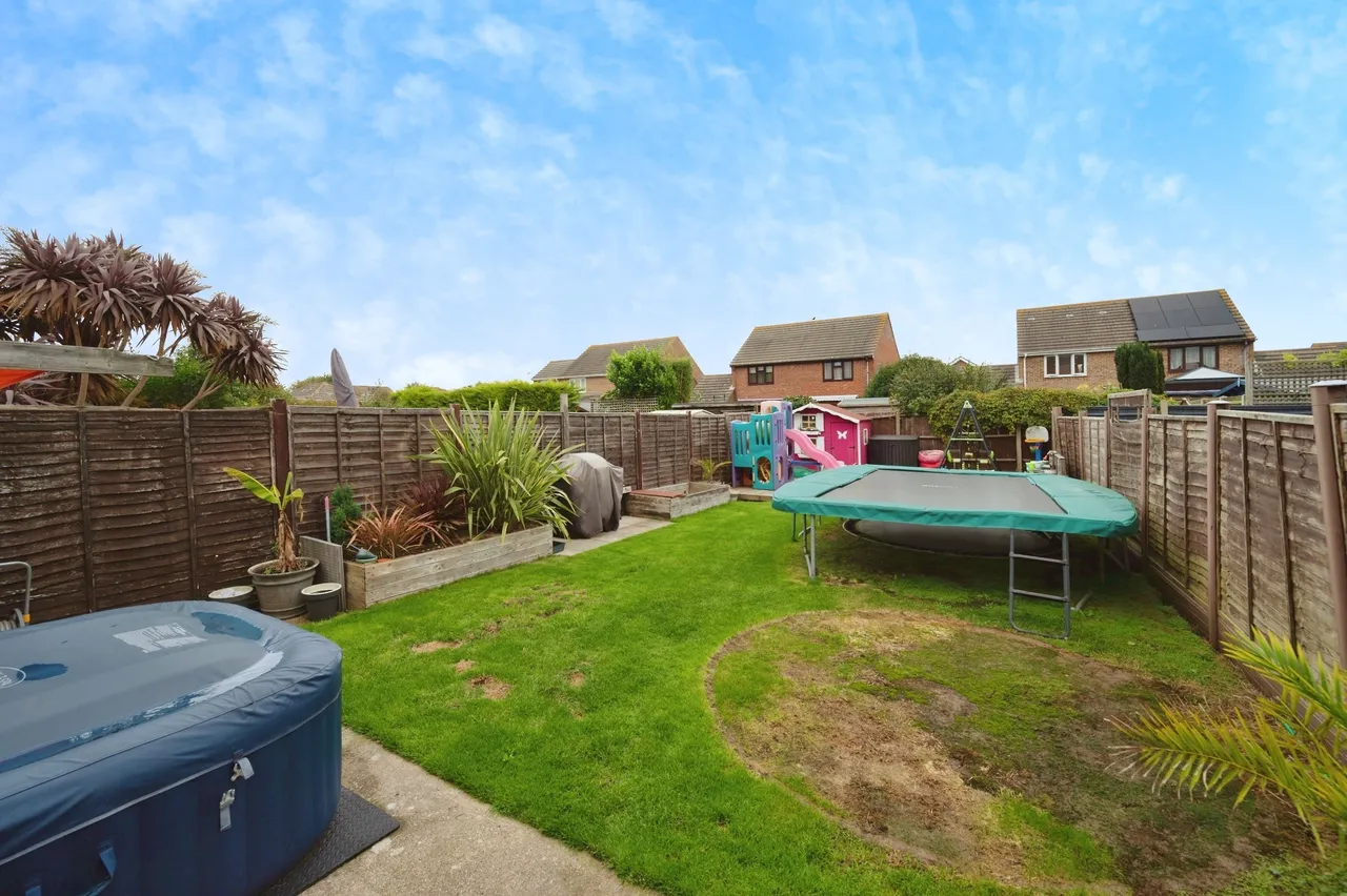 Ilex Walk, Hayling Island, PO11, photo 16