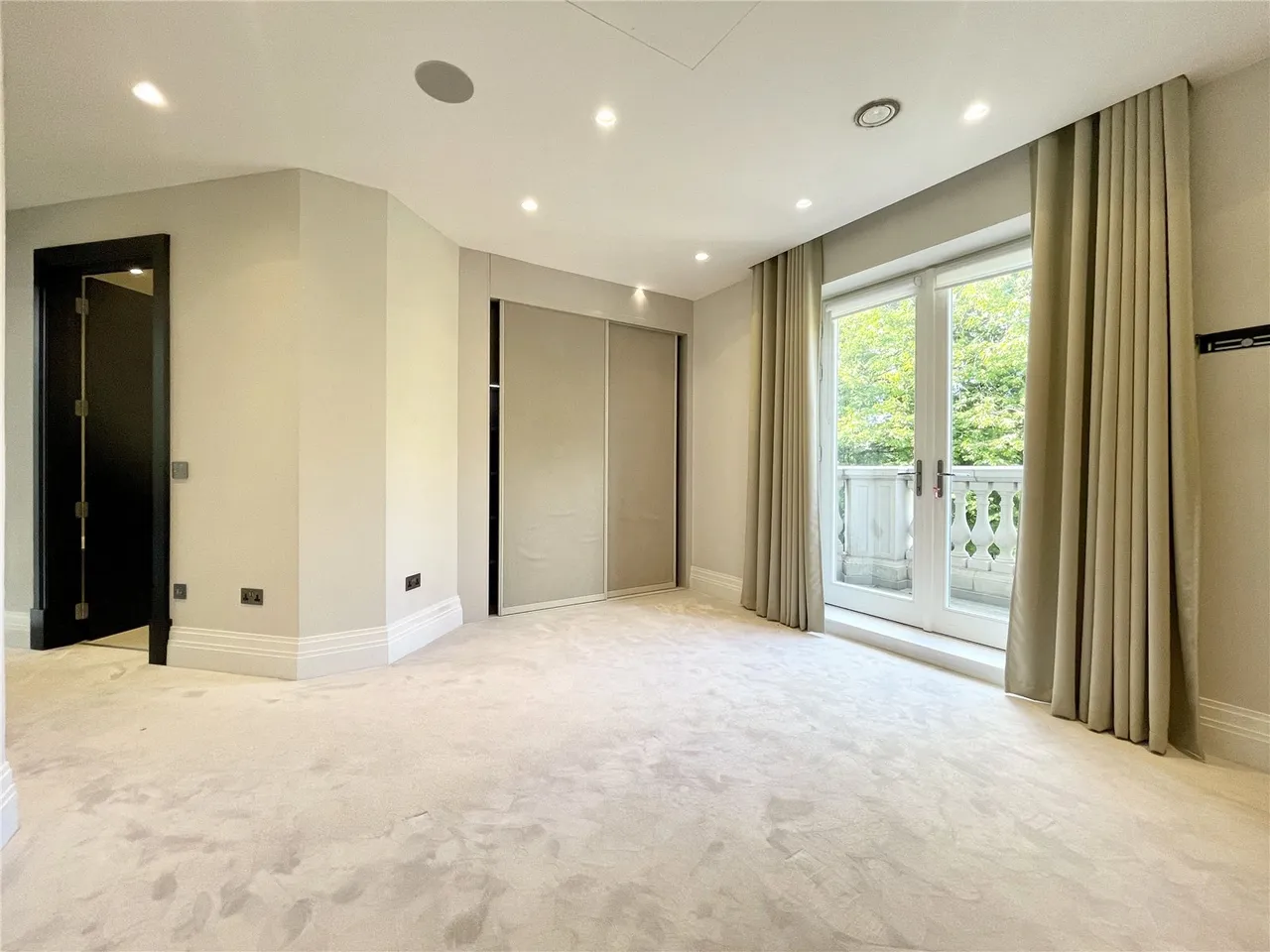 The Residence, Camlet Way, Hadley Wood, Hertfordshire, EN4 0NX, photo 19