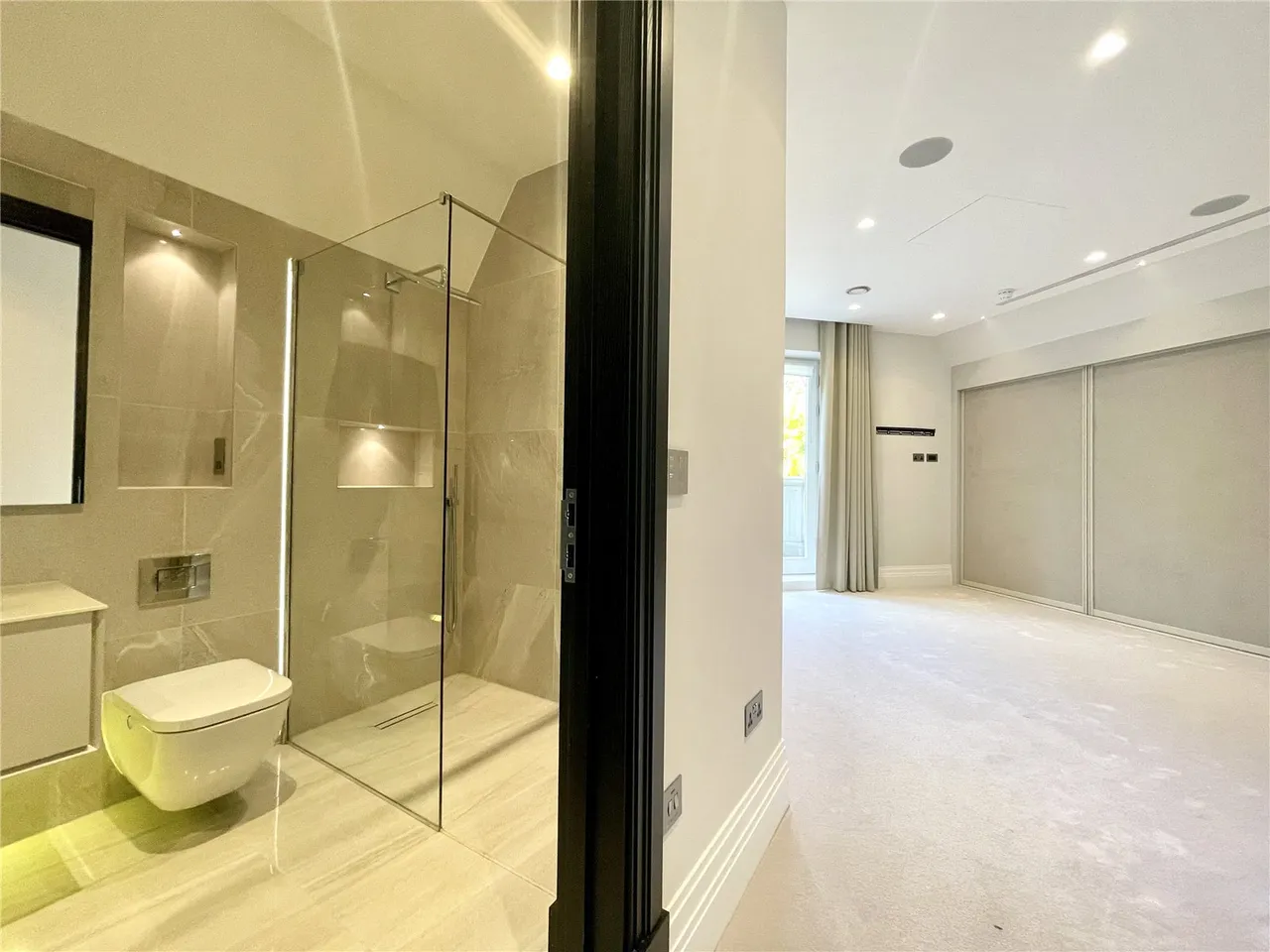 The Residence, Camlet Way, Hadley Wood, Hertfordshire, EN4 0NX, photo 17