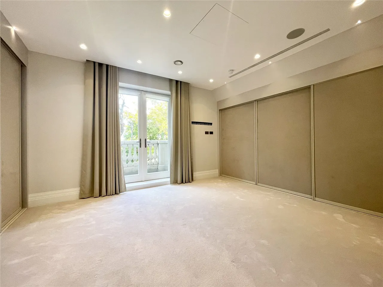 The Residence, Camlet Way, Hadley Wood, Hertfordshire, EN4 0NX, photo 18