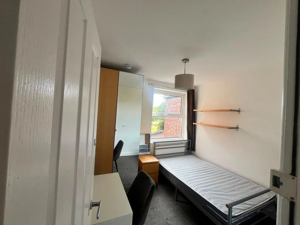 Filey Road, Fallowfield, M14, photo 11