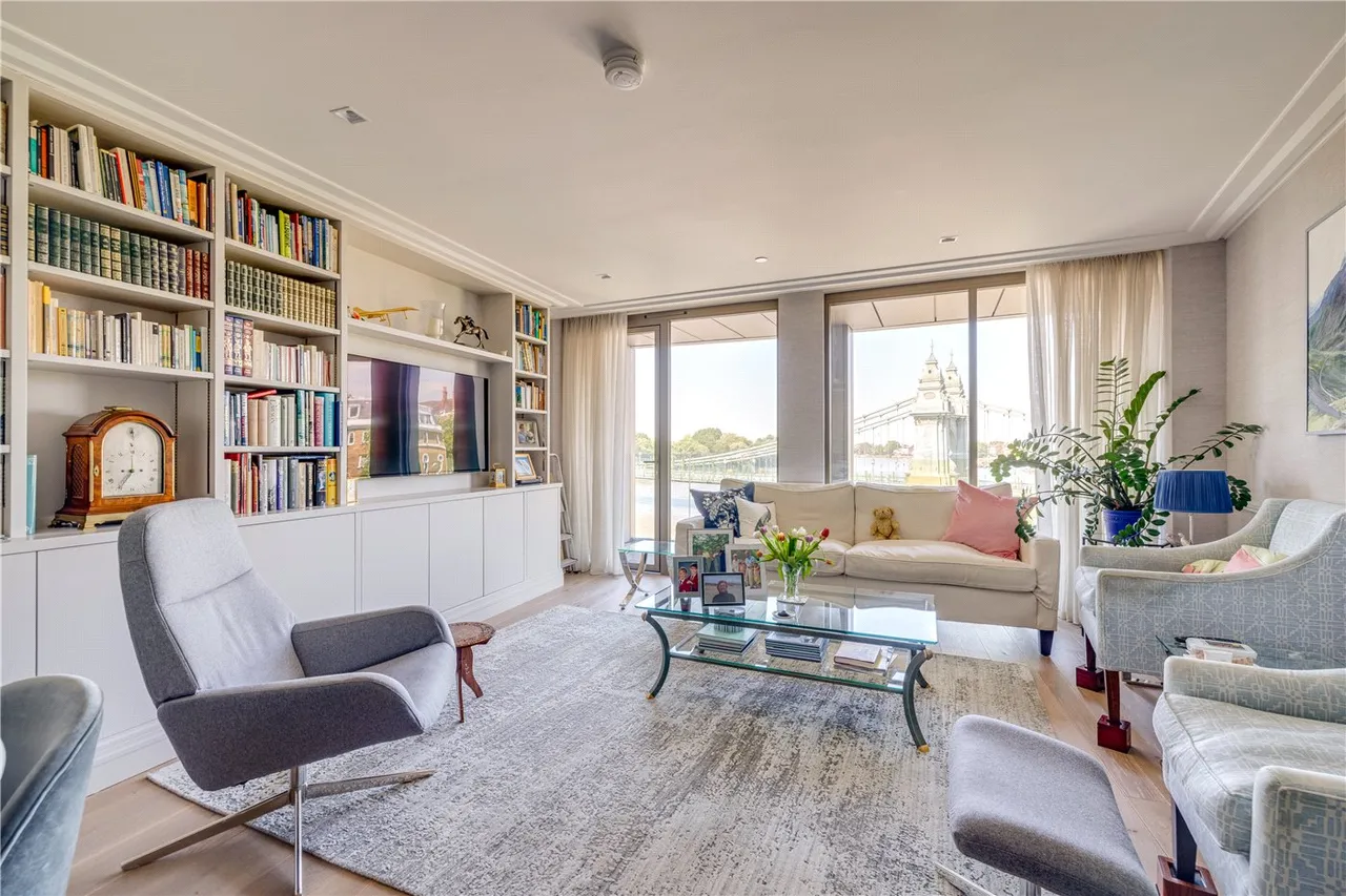 3 bed flat for sale, Crisp Road, London, W6