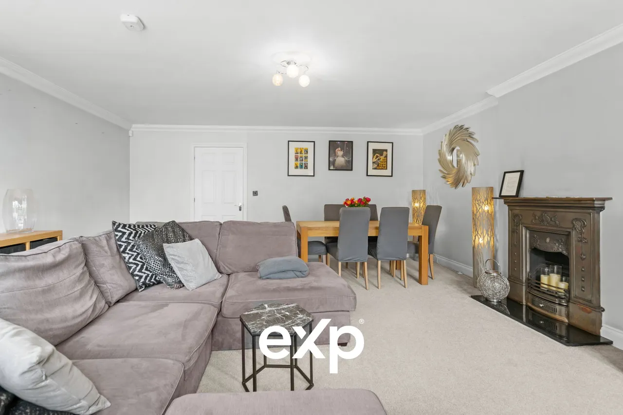 Rusham Road, Egham, TW20, photo 8