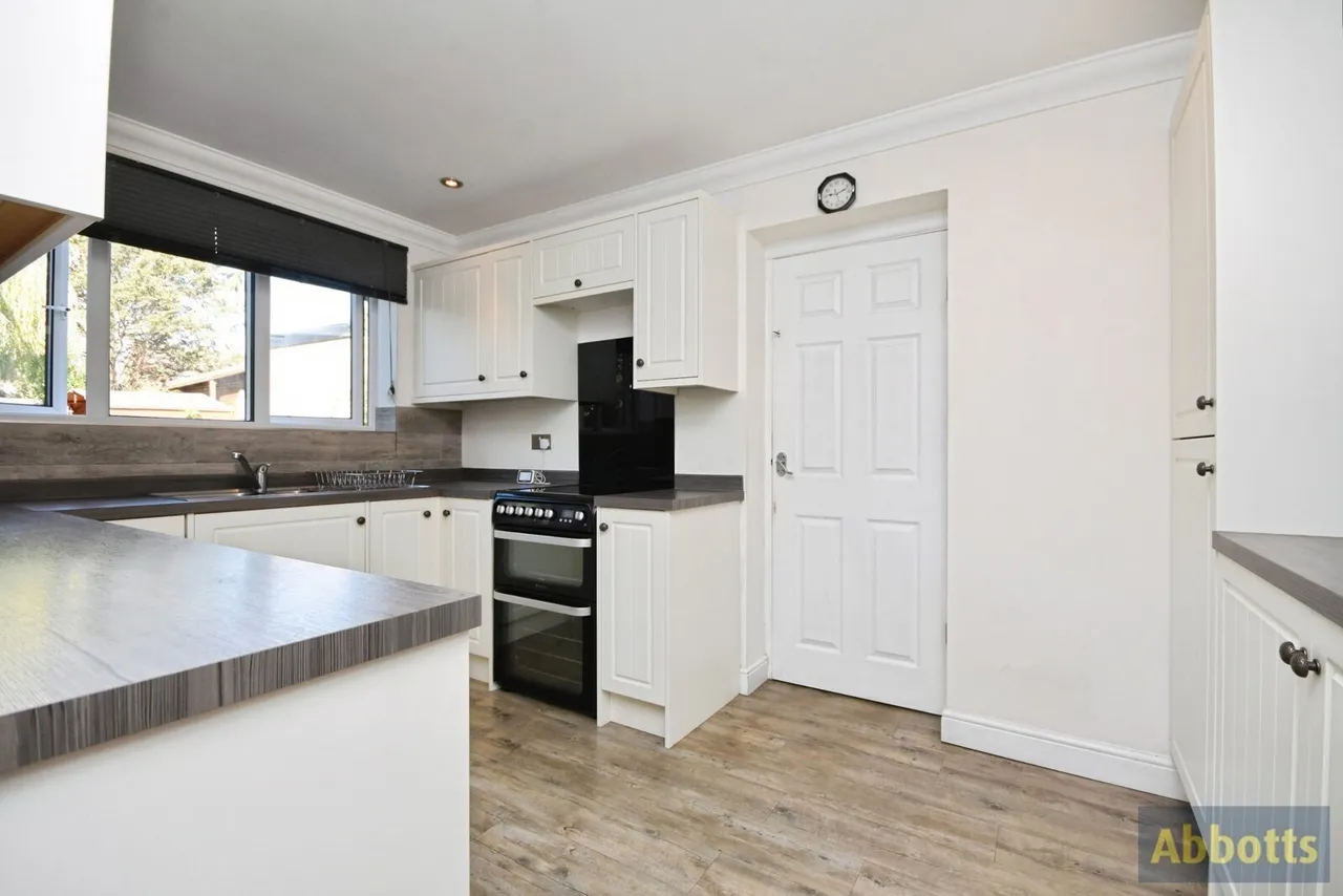 Avondale Road, Rayleigh, Essex, SS6, photo 8