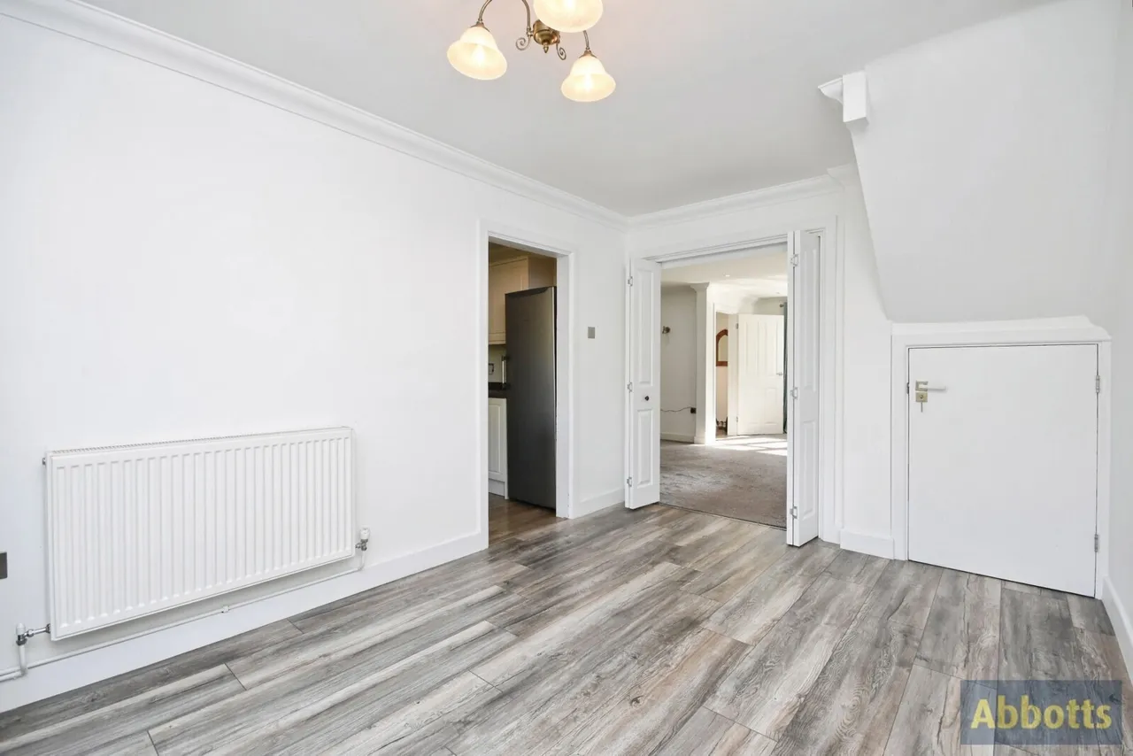 Avondale Road, Rayleigh, Essex, SS6, photo 7