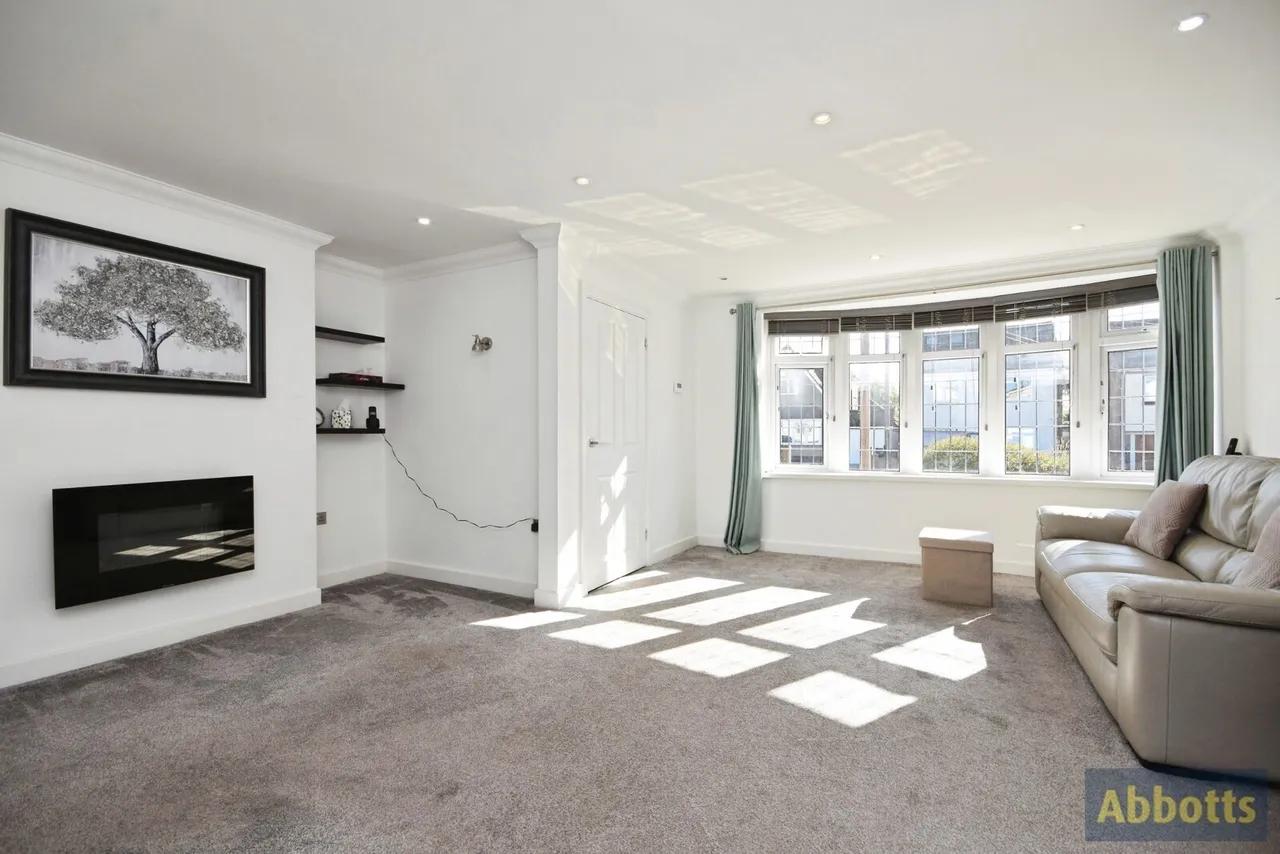 Avondale Road, Rayleigh, Essex, SS6, photo 5