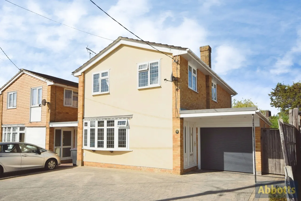 4 bed house for sale — Avondale Road, Rayleigh, Essex, SS6