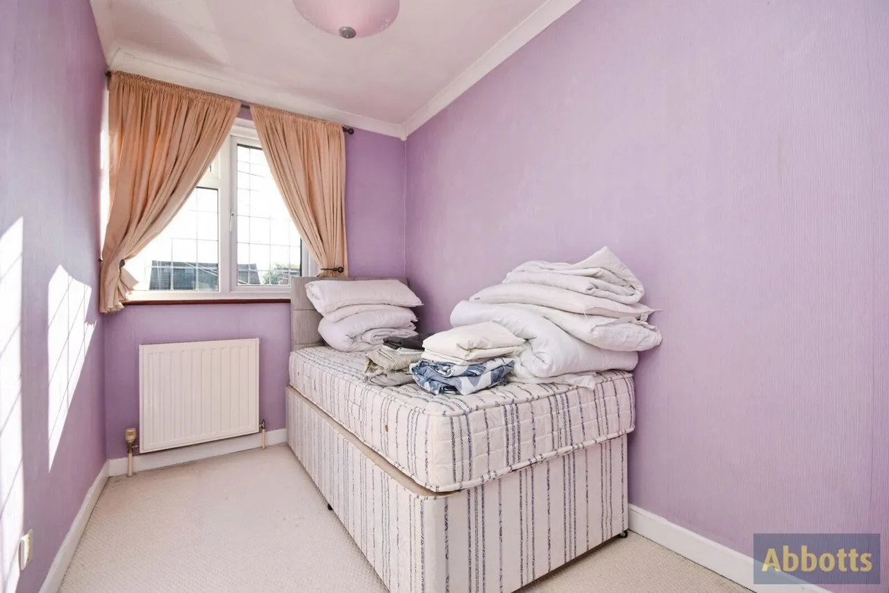 Avondale Road, Rayleigh, Essex, SS6, photo 17