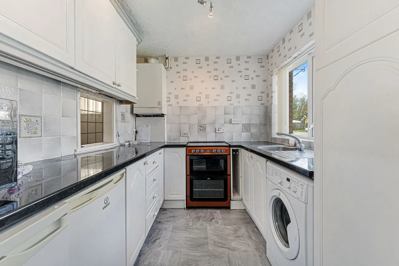 Twyford Close, Widnes, Widnes, WA8 9RN, photo 3
