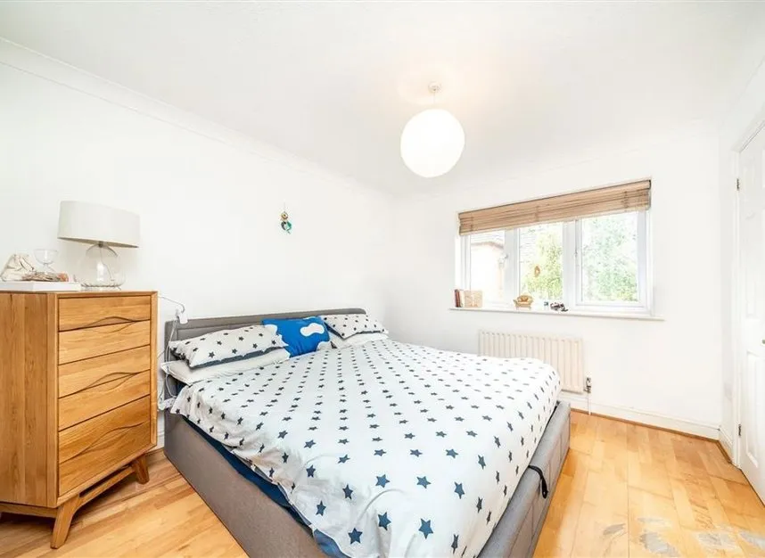 Trematon Place, Teddington, TW11, photo 5
