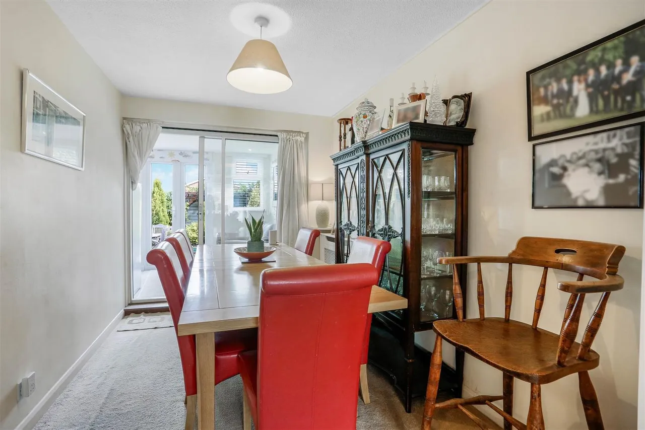 Headley Grove, Tadworth, KT20 5JF, photo 6