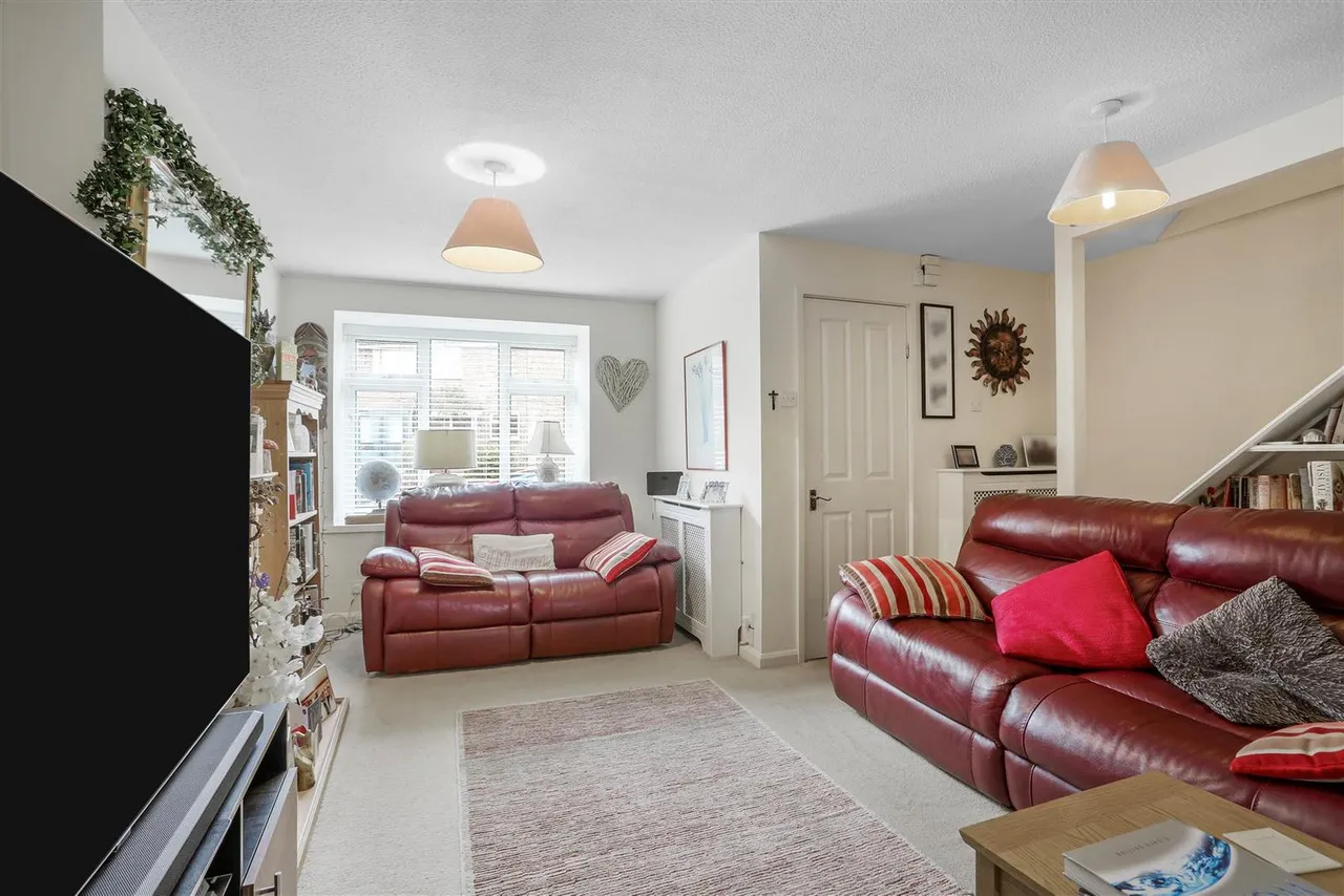 Headley Grove, Tadworth, KT20 5JF, photo 5