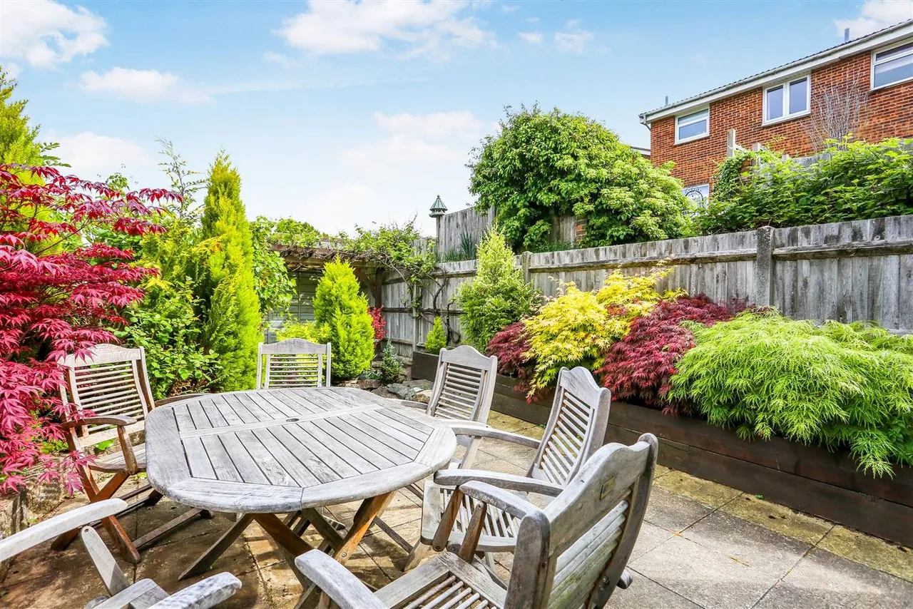 Headley Grove, Tadworth, KT20 5JF, photo 23