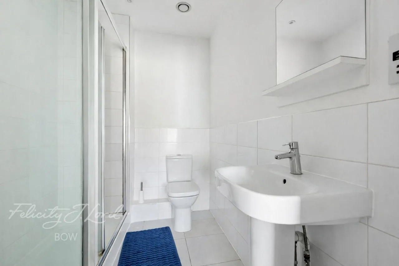 St Clements Avenue, London, photo 10
