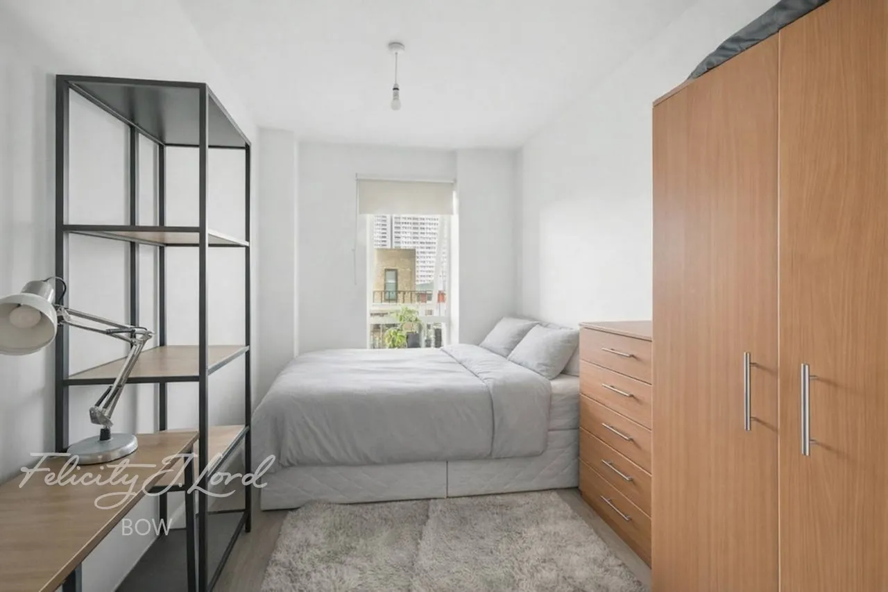 St Clements Avenue, London, photo 9