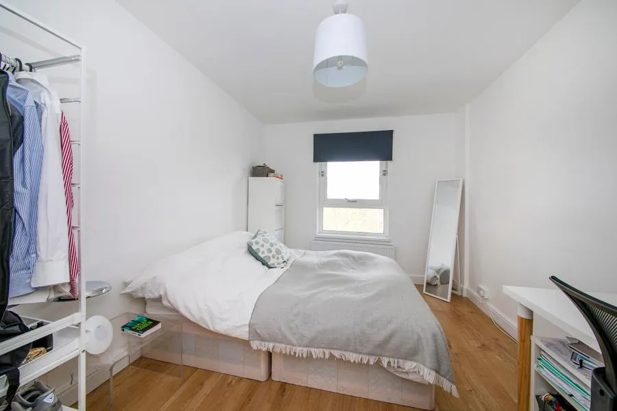 Battersea Church Road, London, SW11, photo 10