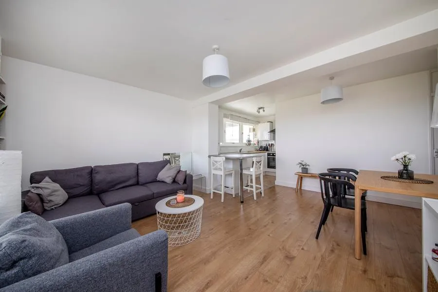 Battersea Church Road, London, SW11, photo 2