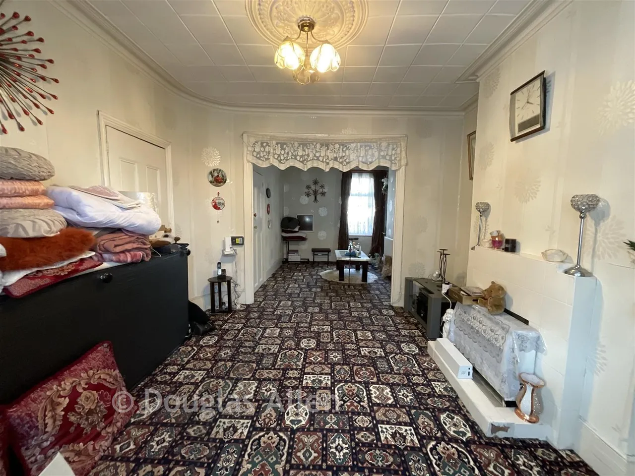 Halley Road, London, E12, photo 3