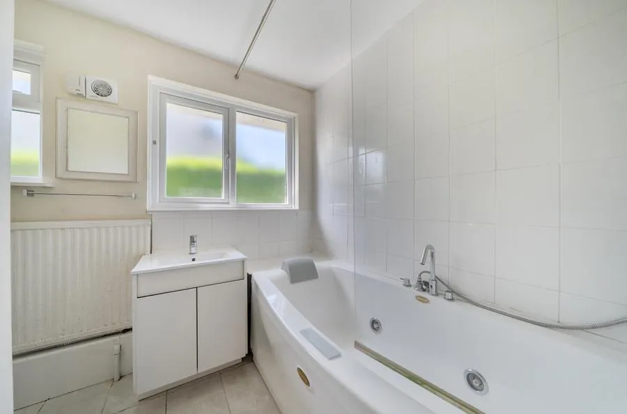 Felpham Way, Bognor Regis, PO22, photo 11