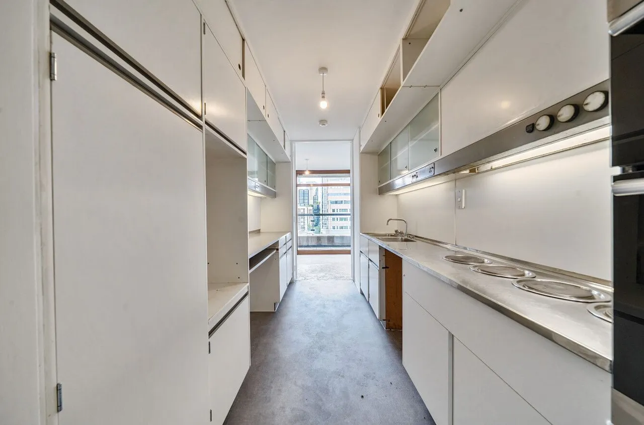 Mountjoy House Barbican EC2, photo 8