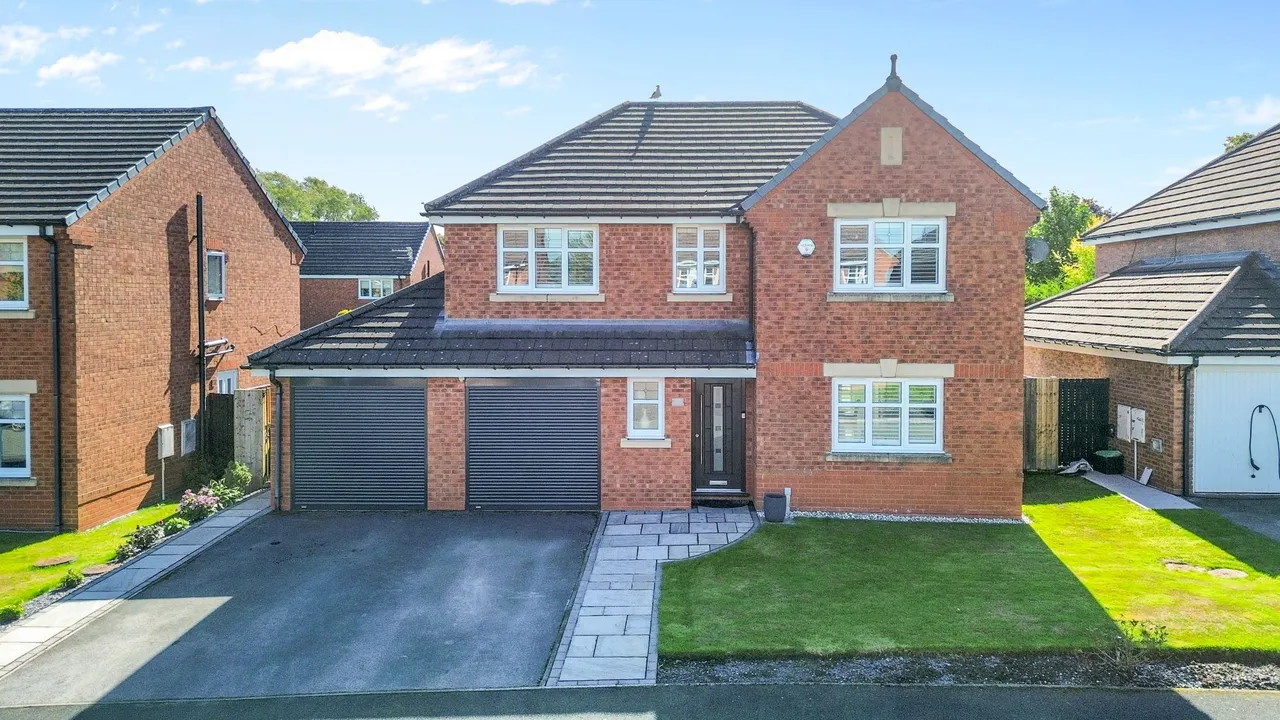4 bed house for sale — The Spires, Eccleston, St. Helens, St. Helens, WA10 5GA