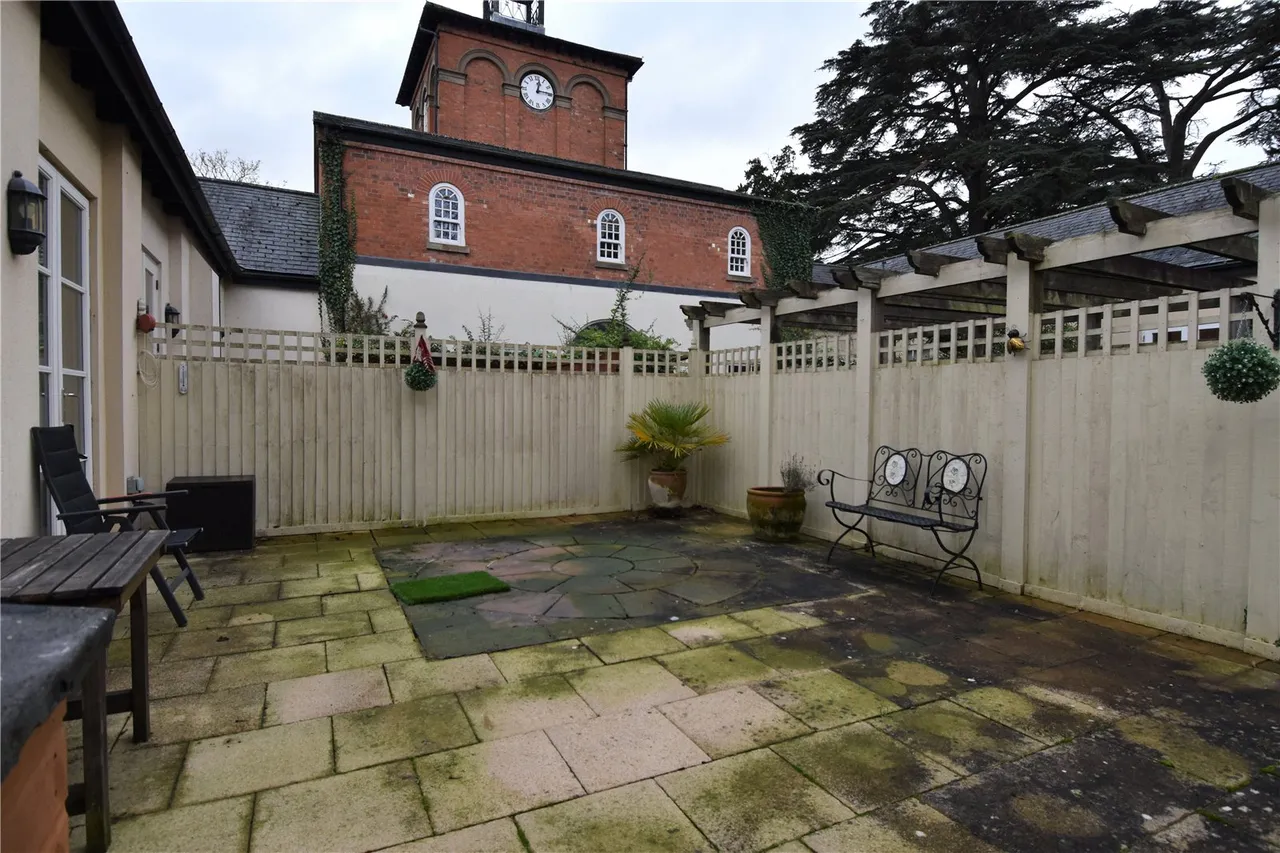 Stable Court, Hadzor, Droitwich, Worcestershire, WR9 7EX, photo 14