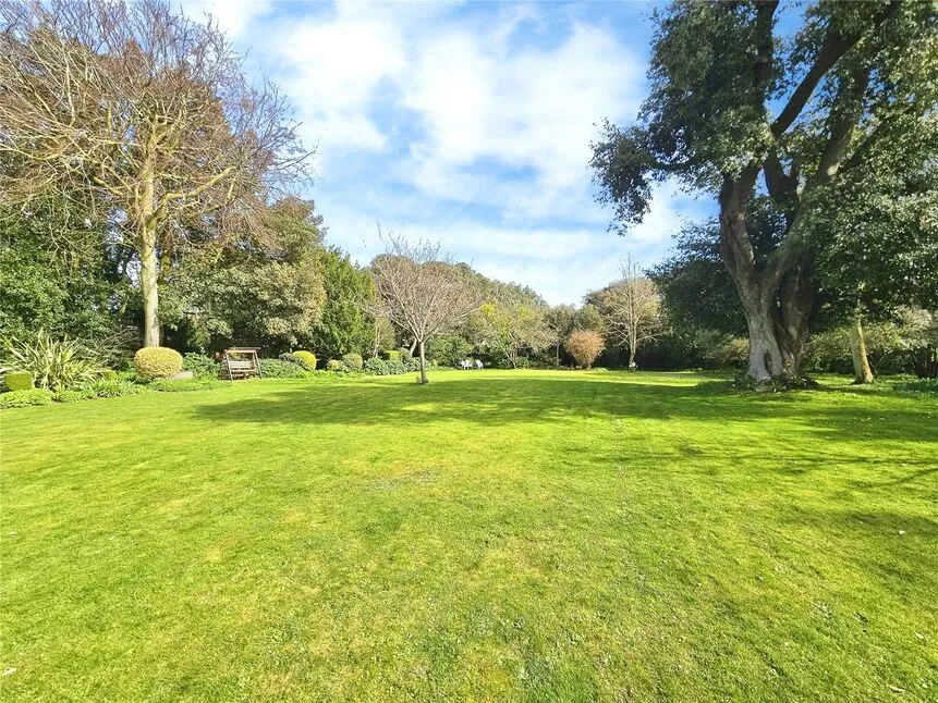 North Foreland Road, Broadstairs, Kent, CT10, photo 5
