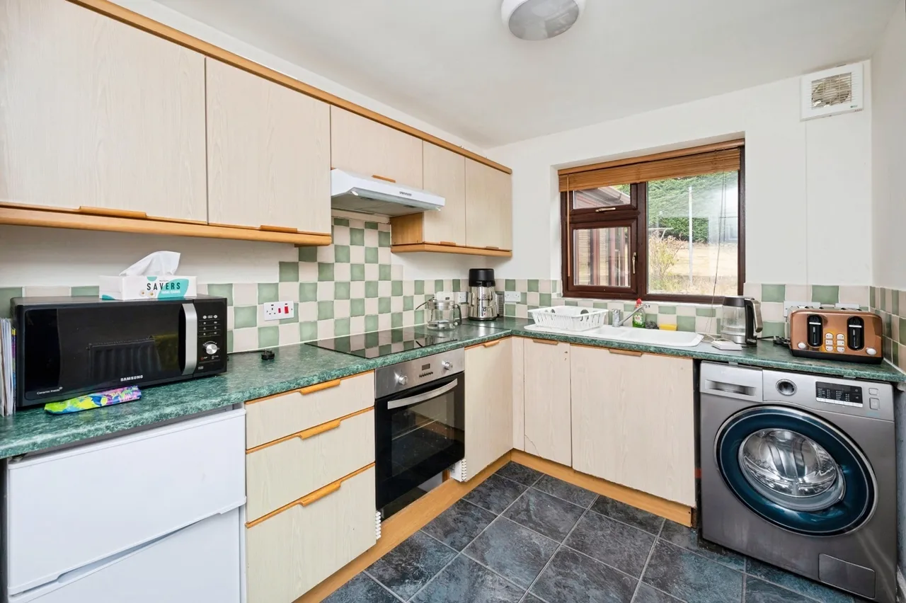 Andover Road, Mansfield, Nottinghamshire, NG19, photo 5