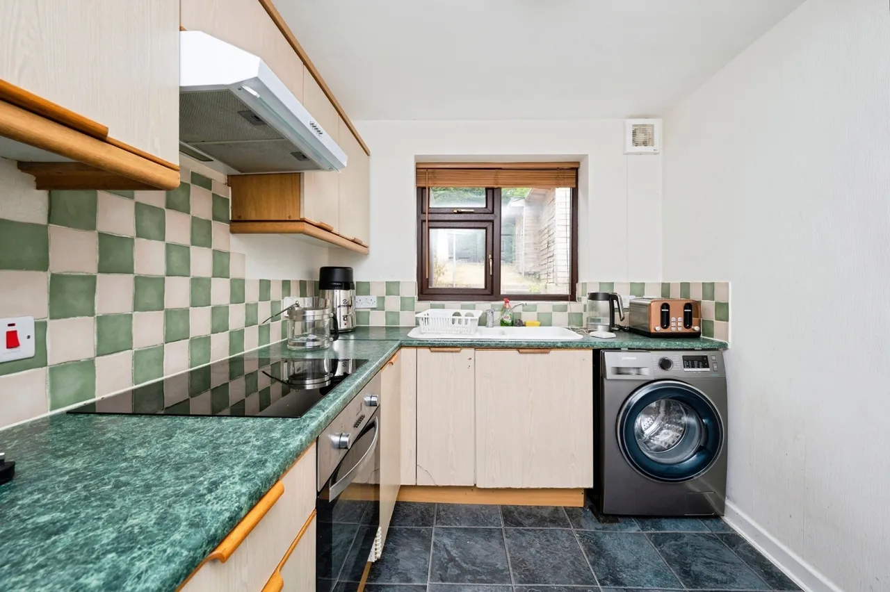 Andover Road, Mansfield, Nottinghamshire, NG19, photo 10
