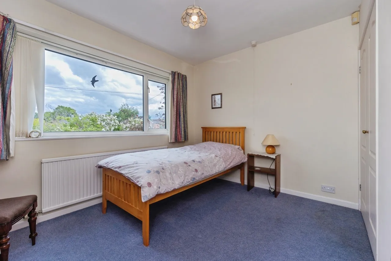 Carlton Avenue, Wilmslow, Cheshire, SK9, photo 13