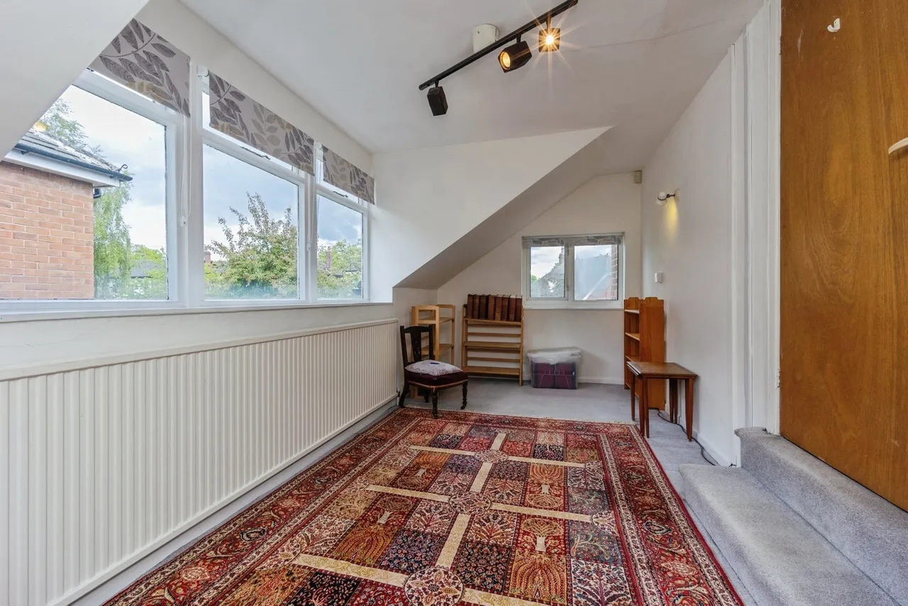 Carlton Avenue, Wilmslow, Cheshire, SK9, photo 17