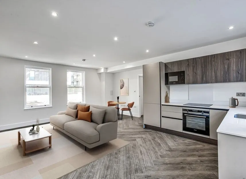 2 bed flat for sale — Square Rigger Row, Port House, SW11