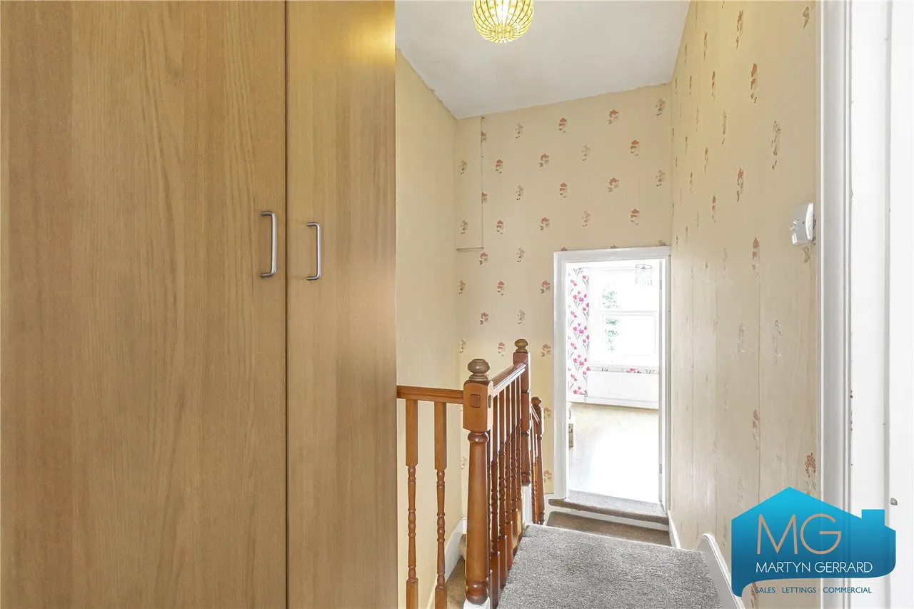 Theobalds Avenue, North Finchley, N12, photo 10