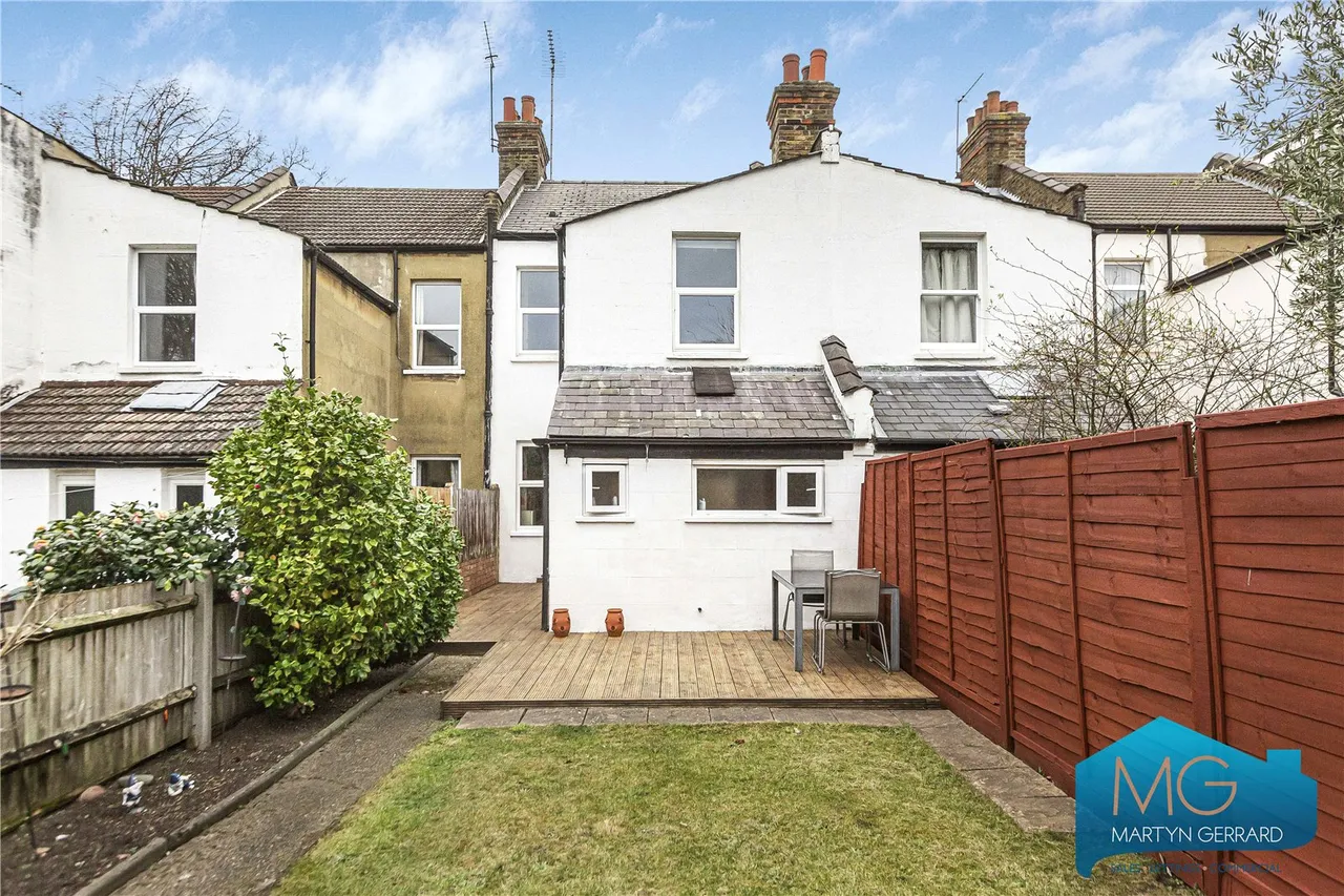 Theobalds Avenue, North Finchley, N12, photo 13