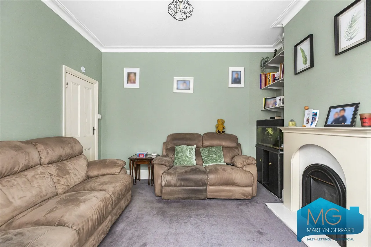 Theobalds Avenue, North Finchley, N12, photo 11