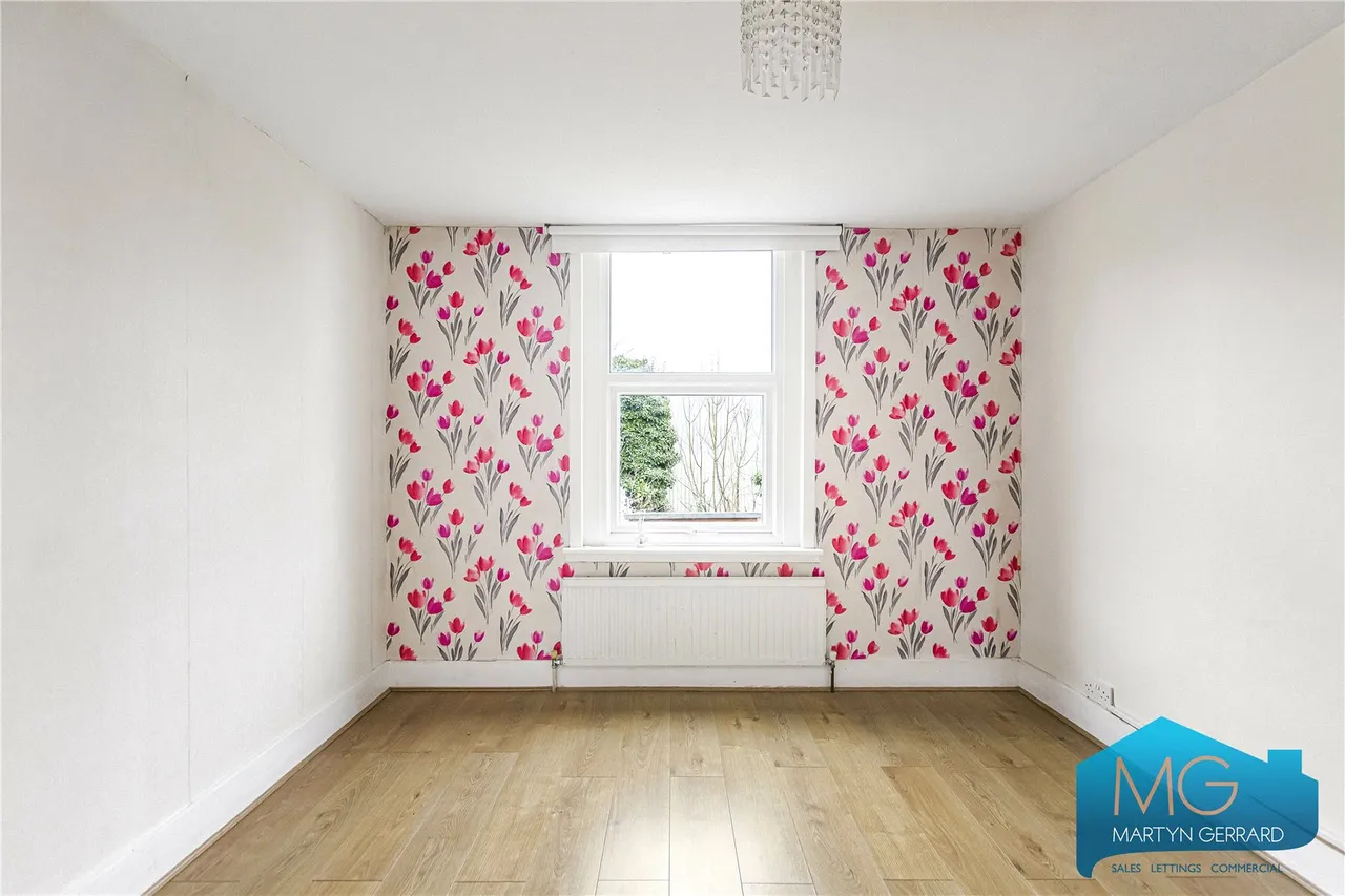 Theobalds Avenue, North Finchley, N12, photo 12