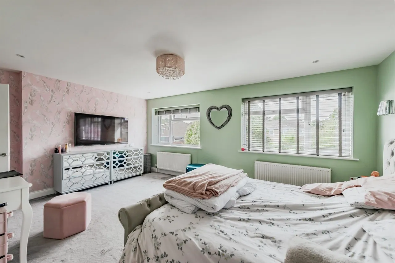 Woodland Drive, Crawley Down, RH10, photo 15
