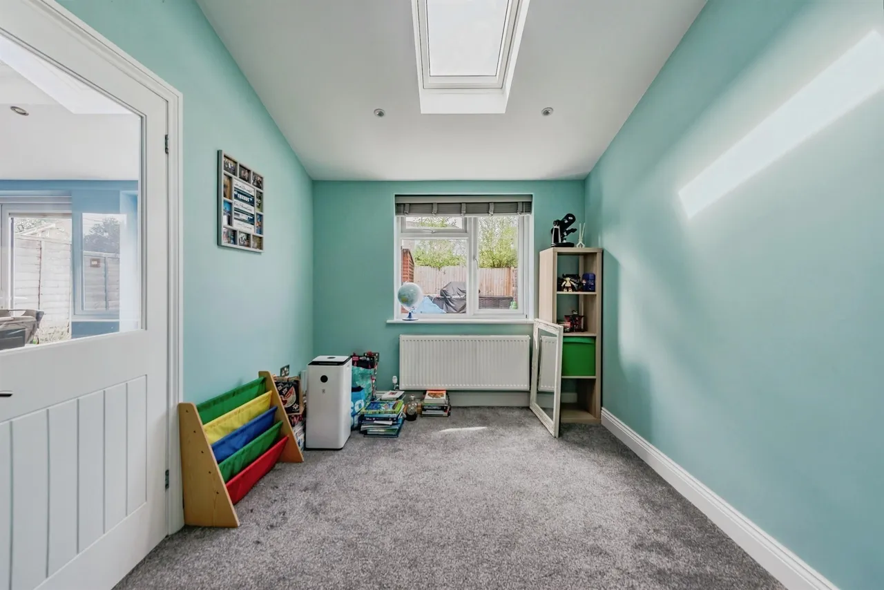 Woodland Drive, Crawley Down, RH10, photo 11