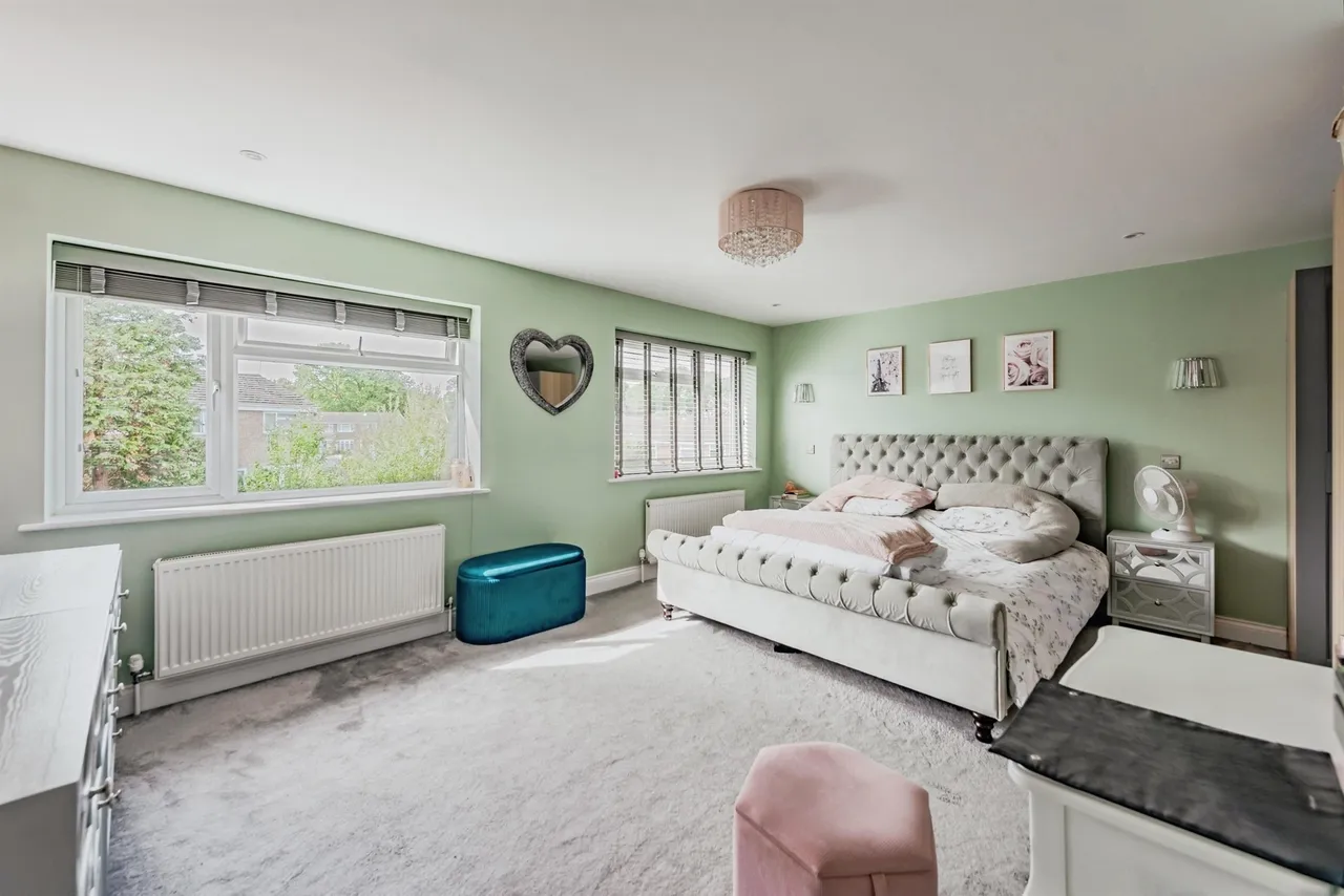 Woodland Drive, Crawley Down, RH10, photo 13