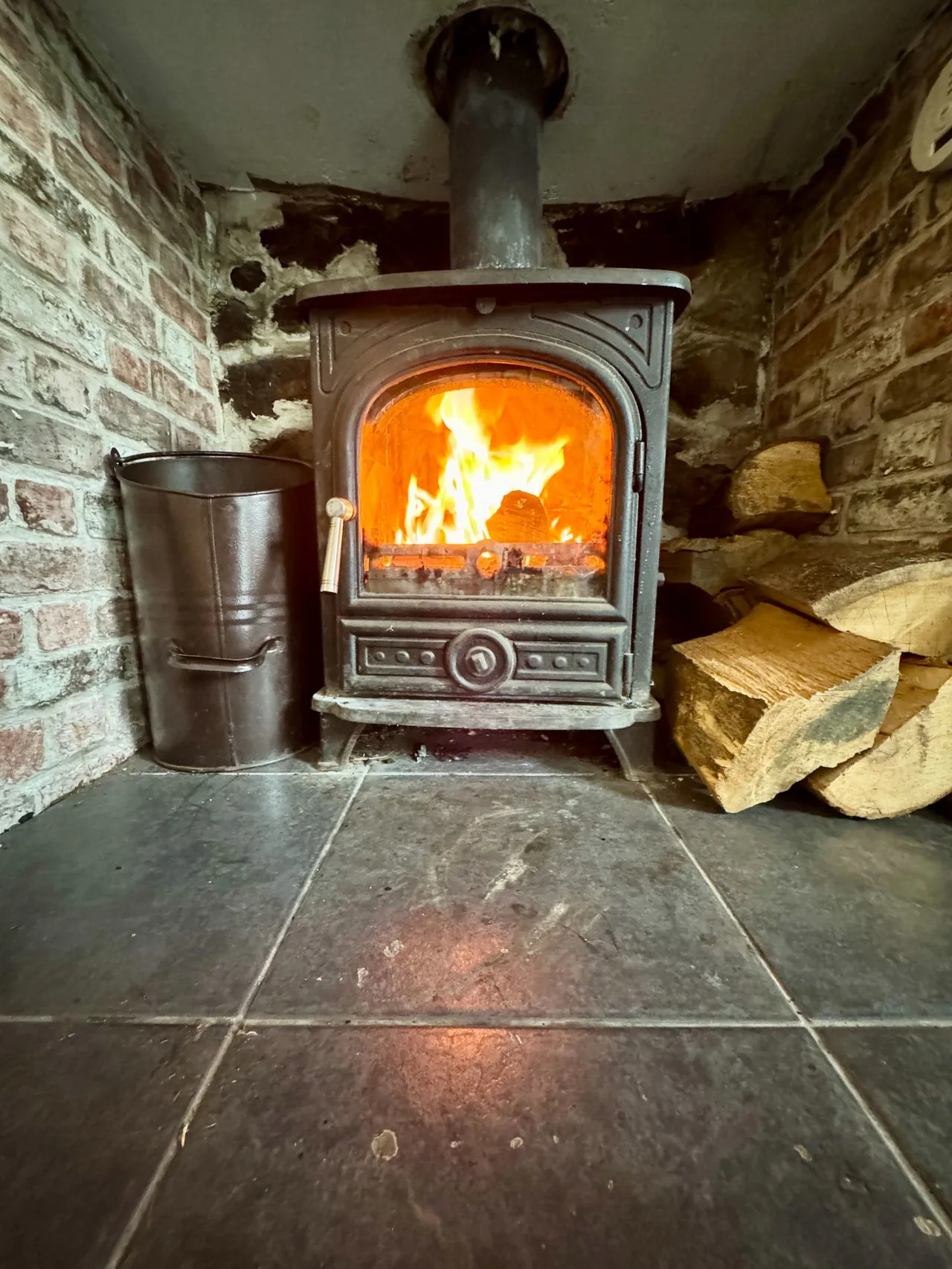 Garth Road, Garth, Llangollen, LL20 7UR, photo 2