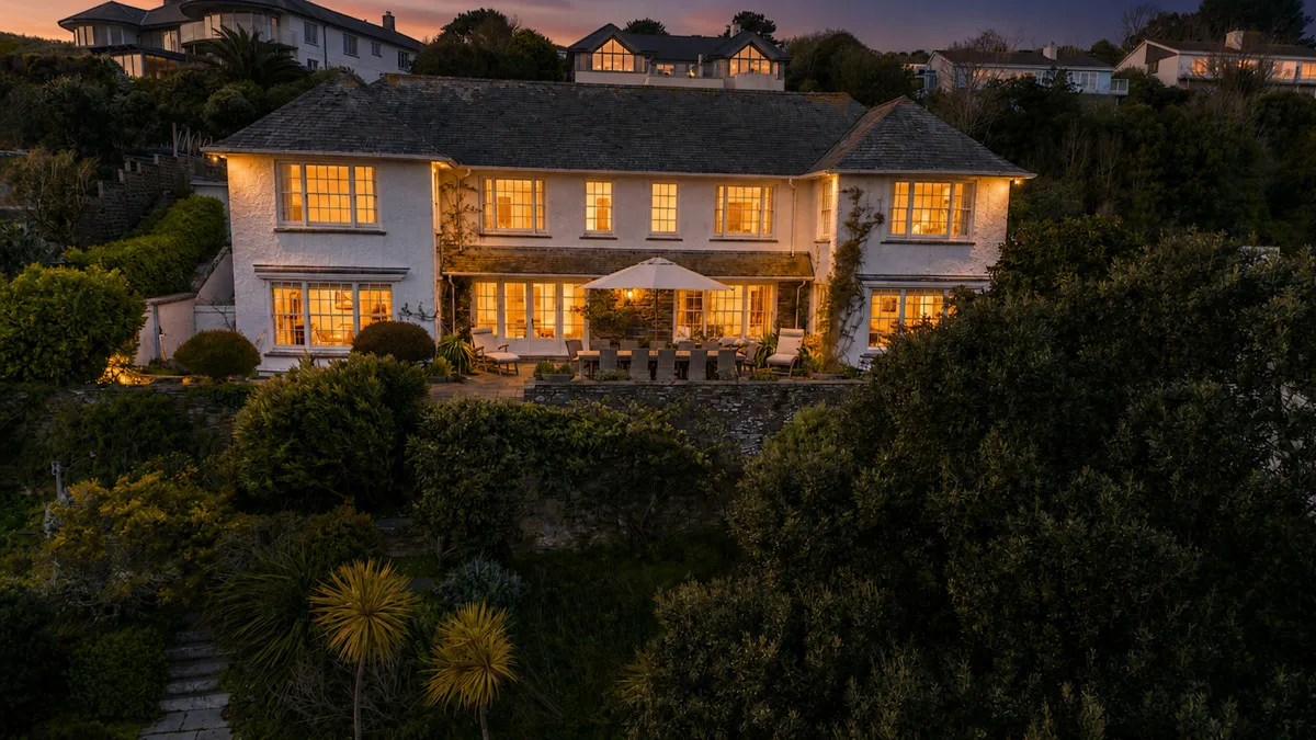 A Prime Waterfront Jewel Where Royalty Once Walked, St. Mawes, photo 4