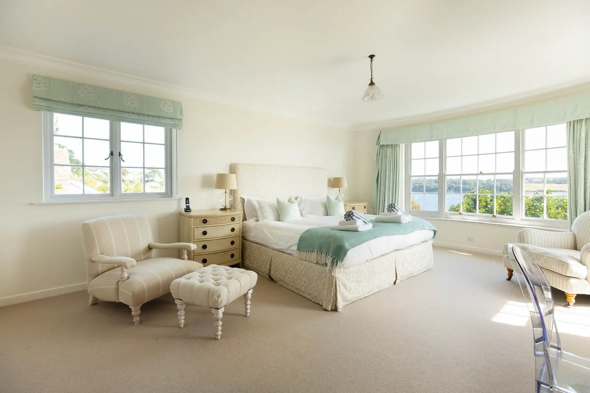 A Prime Waterfront Jewel Where Royalty Once Walked, St. Mawes, photo 24